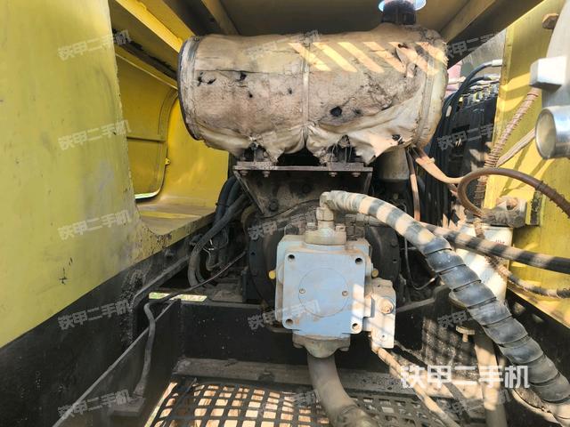 電瓶（大件艙室）