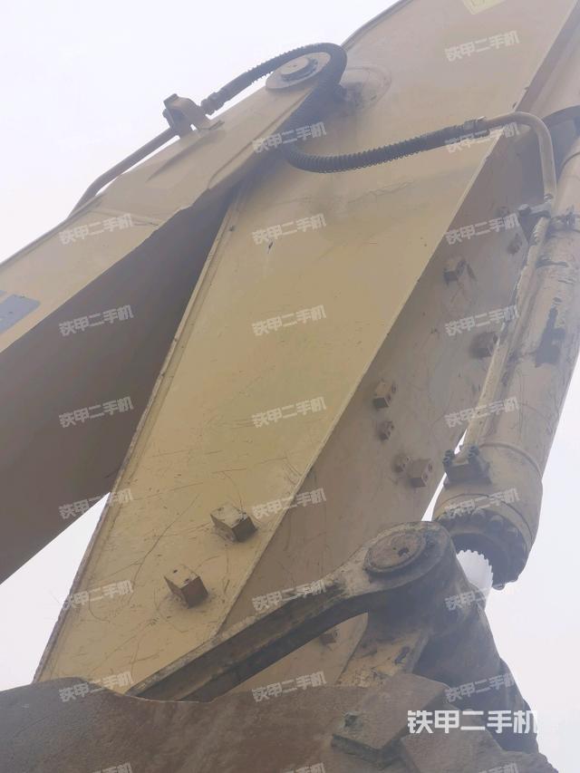 大臂油缸整體?豎拍（工作和回轉(zhuǎn)裝置）