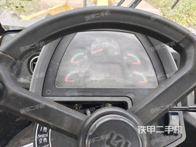 儀表盤（駕駛室部分）