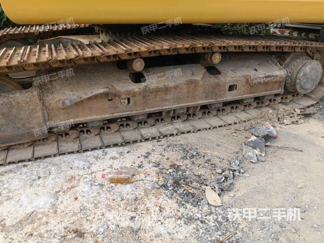 左側(cè)履帶整體?（行走機(jī)構(gòu)）