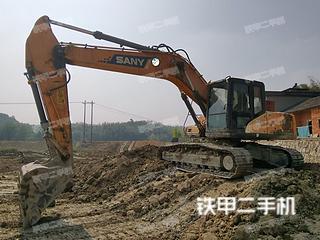 三一重工SY215C挖掘機(jī)