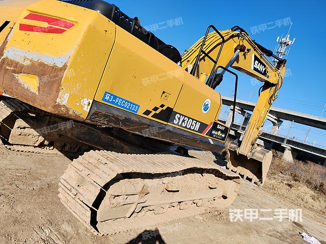 整機(jī)右后45°(整機(jī)外觀) 整機(jī)右后45°(整機(jī)外觀)