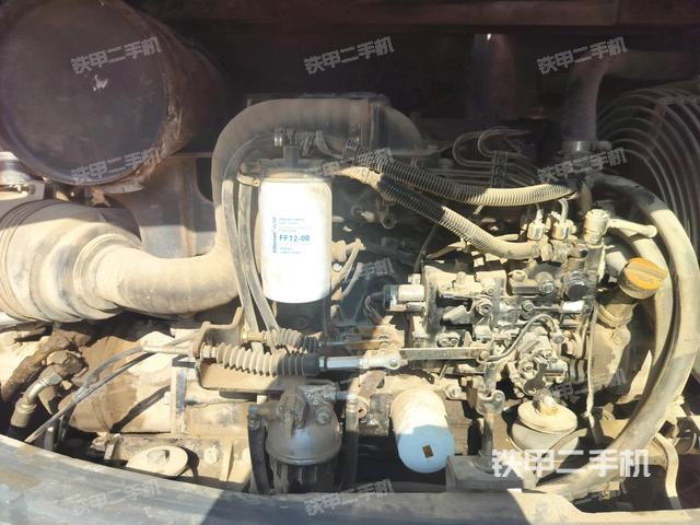 發(fā)動(dòng)機(jī)室（上車部件）