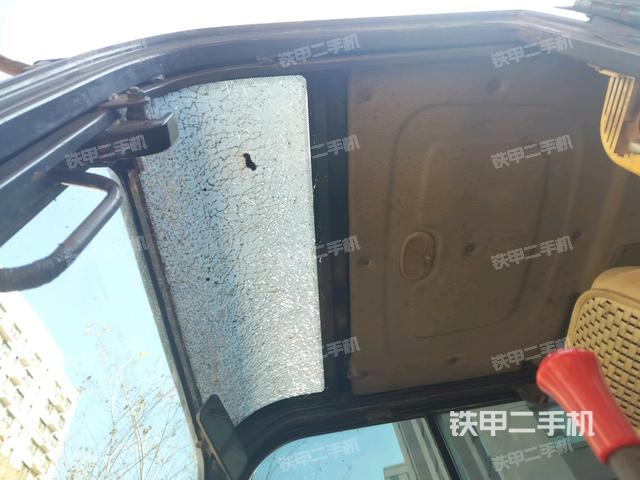 頂棚整體（駕駛室部分）