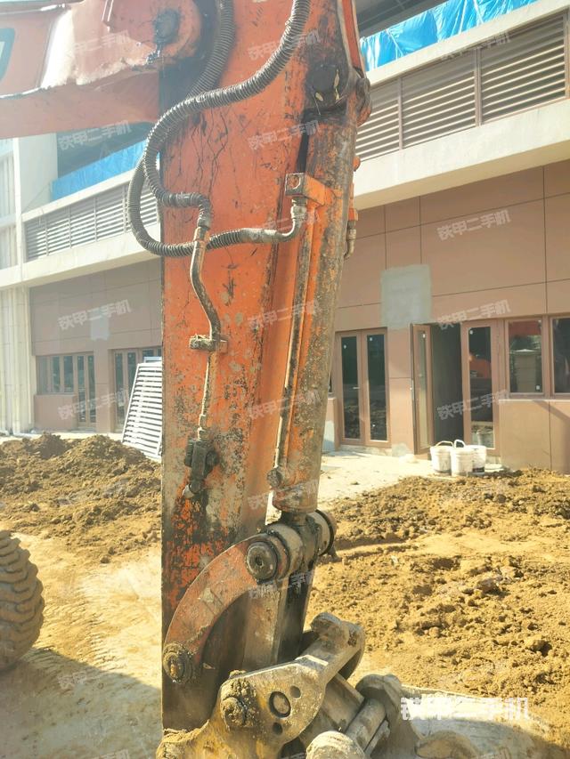 小臂整體右前（工作和回轉(zhuǎn)裝置）