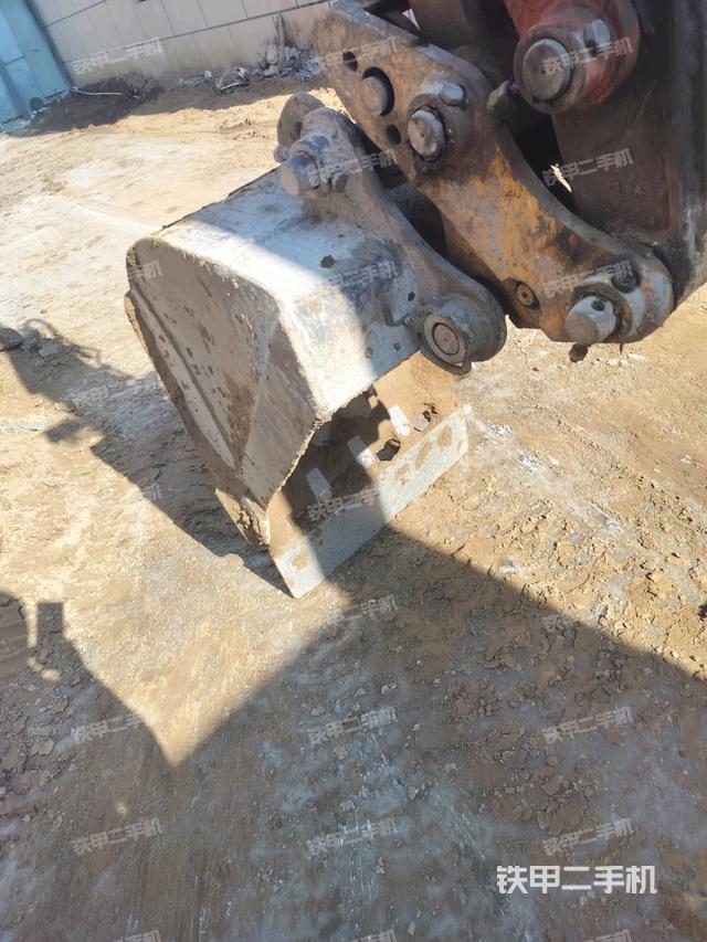 鏟斗45度（工作和回轉(zhuǎn)裝置）