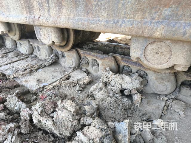 右驅(qū)動輪(行走機構(gòu)) 右驅(qū)動輪(行走機構(gòu))