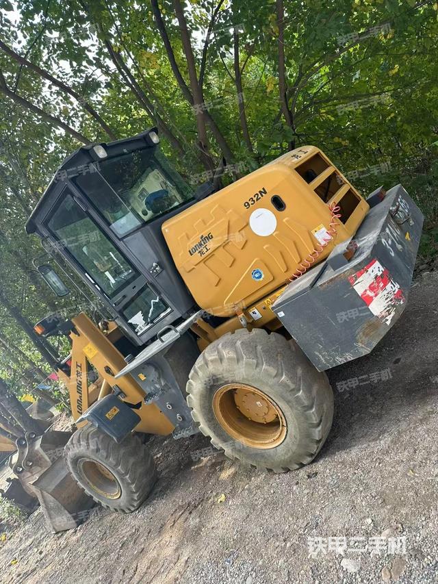 工作裝置整體（整機(jī)外觀及大件）