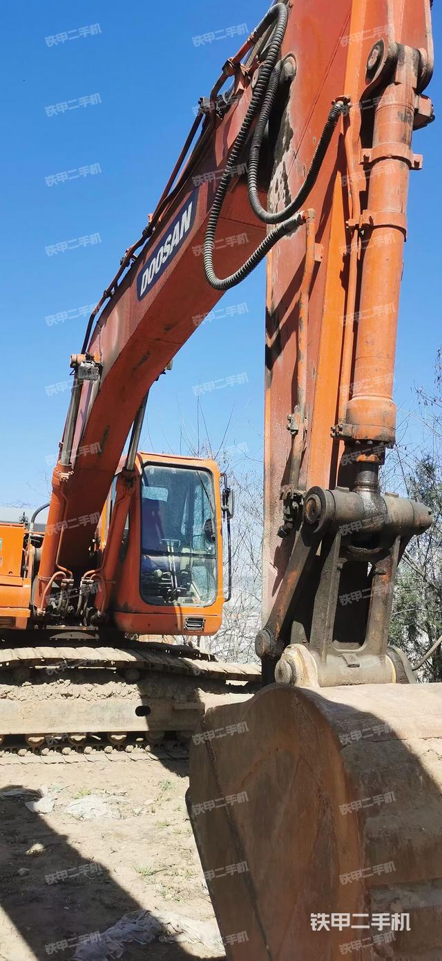 整機右后45°（整機外觀）