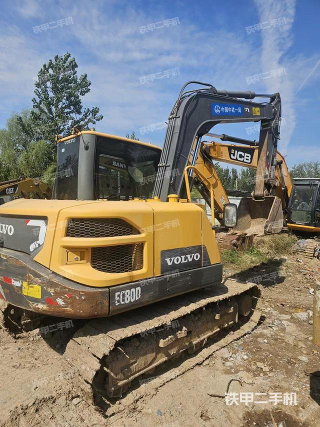 整機右后45°（整機外觀）