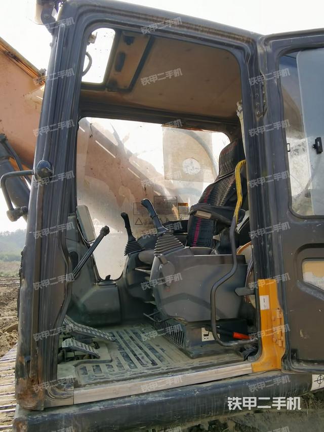 頂棚整體（駕駛室部分）