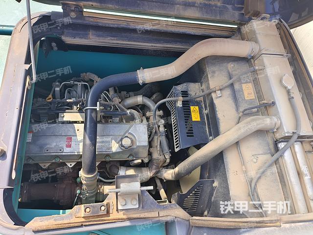 發(fā)動(dòng)機(jī)整體俯視（整機(jī)外觀）