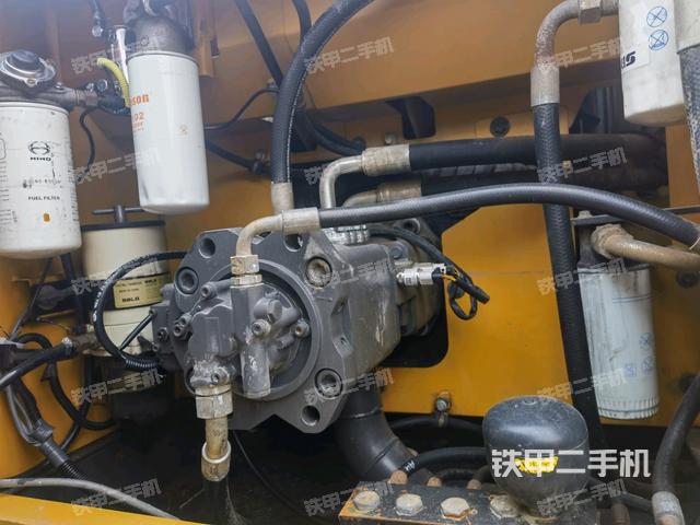 液壓泵室（大件艙室）