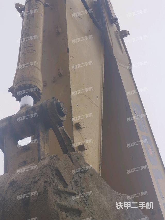 小臂整體左后（工作和回轉(zhuǎn)裝置）