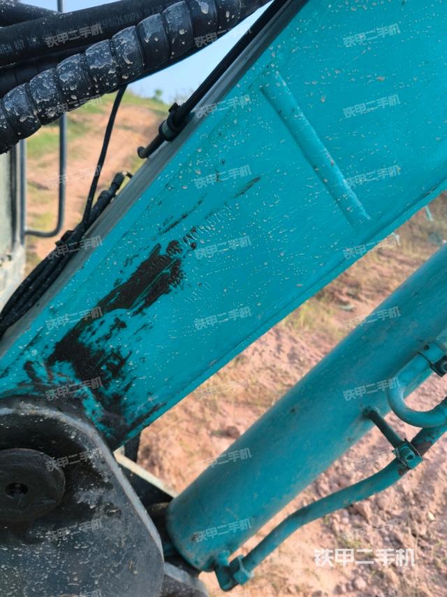 鏟斗右后整體（工作和回轉(zhuǎn)裝置）