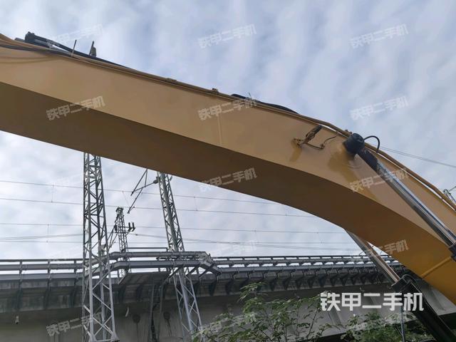 大臂整體?右側(cè)（工作和回轉(zhuǎn)裝置）