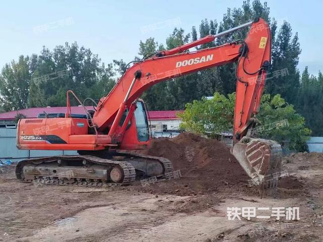 整機右后45°（整機外觀）