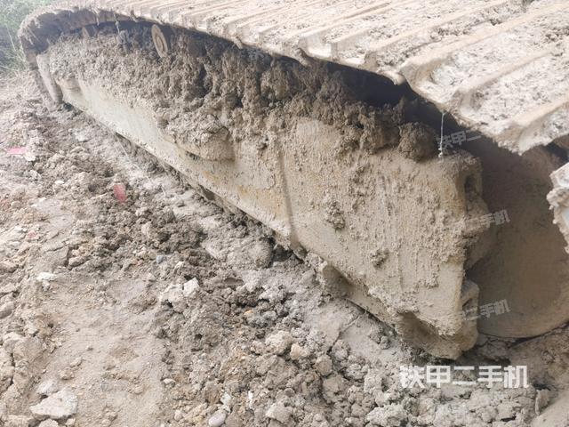 右側(cè)履帶整體（行走機(jī)構(gòu)）