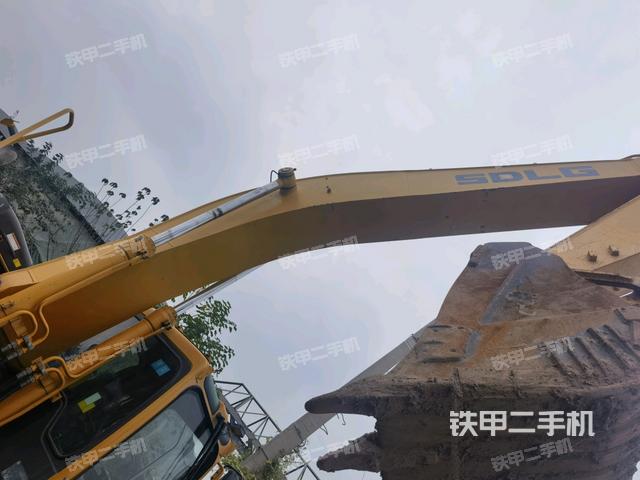 大臂整體?右側(cè)（工作和回轉(zhuǎn)裝置）