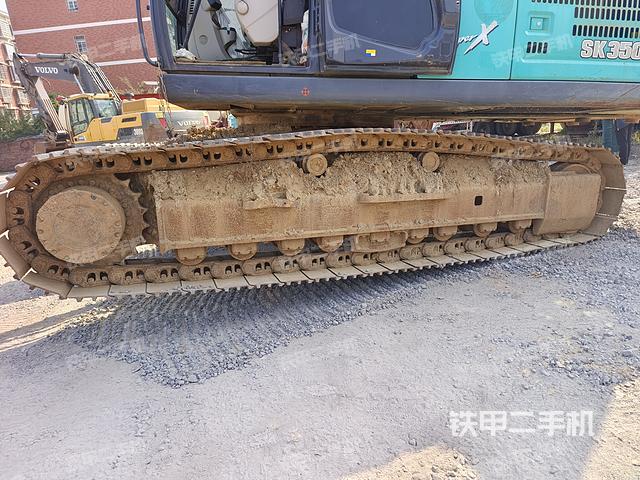 單側(cè)履帶整體（整機(jī)外觀）