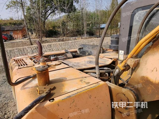 大臂根部?斜視（工作和回轉(zhuǎn)裝置）