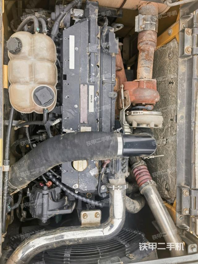 發(fā)動機(jī)室（上車部件）