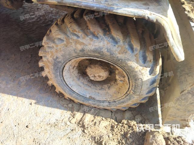 右導(dǎo)向輪（行走機(jī)構(gòu)）