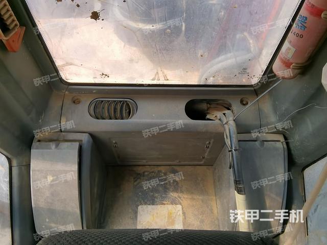 座椅后部（駕駛室部分）