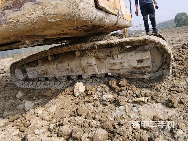 右側(cè)履帶整體（行走機(jī)構(gòu)）