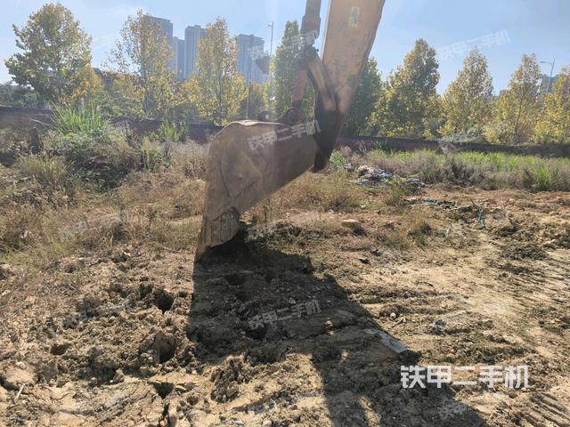 鏟斗45度(工作和回轉(zhuǎn)裝置) 鏟斗45度(工作和回轉(zhuǎn)裝置)
