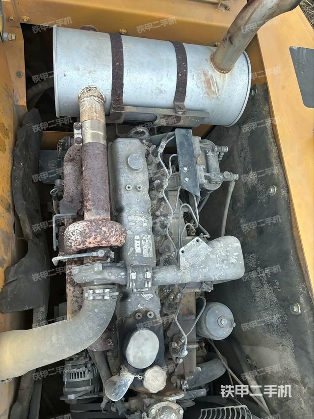 發(fā)動機(jī)整體俯視（整機(jī)外觀）