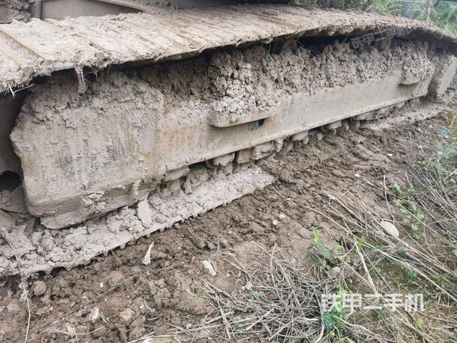 左側(cè)履帶整體?（行走機(jī)構(gòu)）