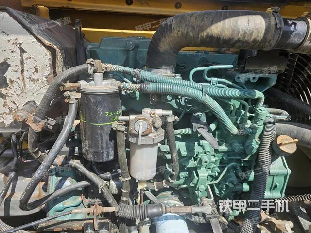 發(fā)動機整體俯視（整機外觀）