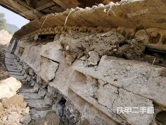 右側(cè)行走馬達(dá)蓋板（行走機(jī)構(gòu)）