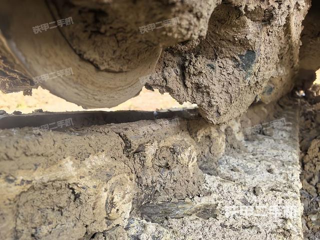 左導(dǎo)向輪（行走機(jī)構(gòu)）