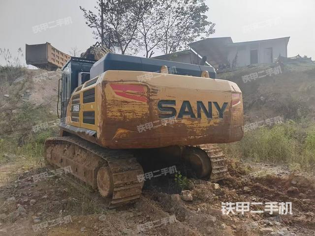 三一重工SY485H挖掘机的设备实拍-第3张实拍照片