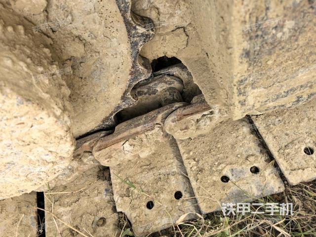 右側(cè)行走馬達(dá)蓋板（行走機(jī)構(gòu)）