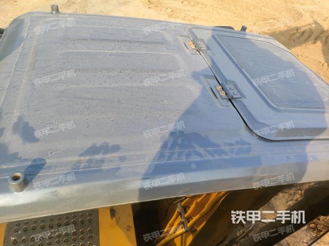 駕駛室頂部俯視(上車部件) 駕駛室頂部俯視(上車部件)
