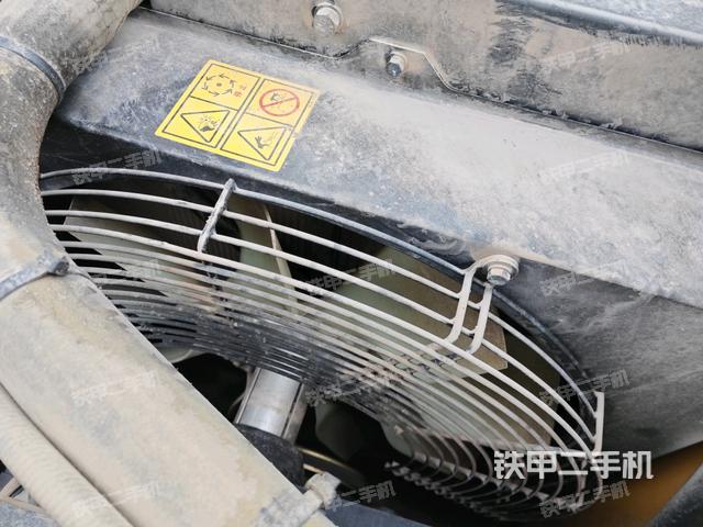 水箱+風(fēng)扇特寫(上車部件) 水箱+風(fēng)扇特寫(上車部件)