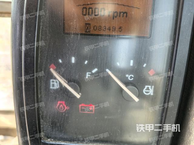 座椅左側(cè)控制臺(tái)/音響/含左手柄（駕駛室部分）