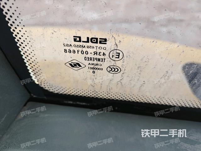 后窗玻璃角標(biāo)（駕駛室部分）