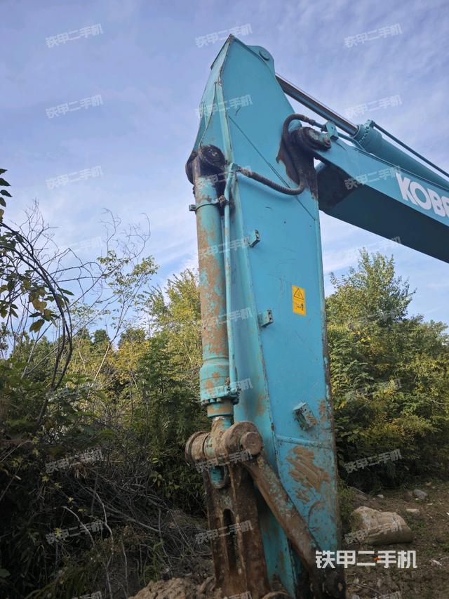 小臂整體左后（工作和回轉(zhuǎn)裝置）