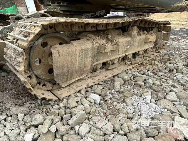 單側(cè)履帶整體（整機外觀）