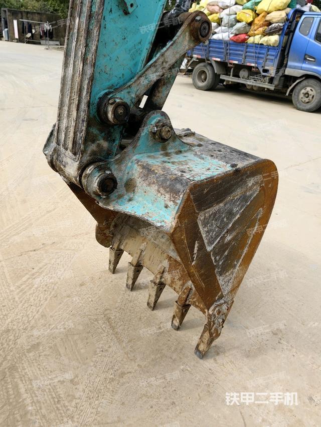 鏟斗45度（工作和回轉(zhuǎn)裝置）