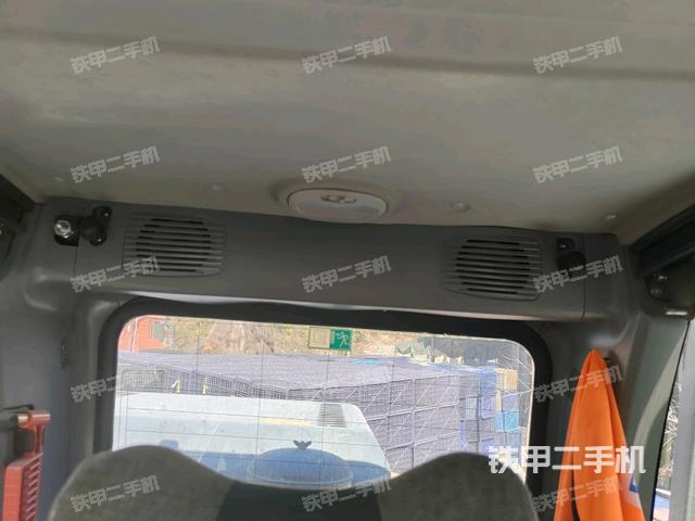 右側(cè)玻璃角標(biāo)(駕駛室部分) 右側(cè)玻璃角標(biāo)(駕駛室部分)