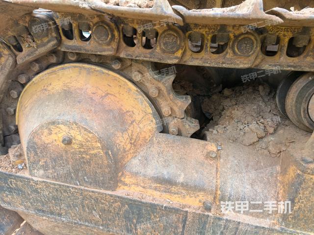 推土鏟右后（推土機底盤及工作裝置）