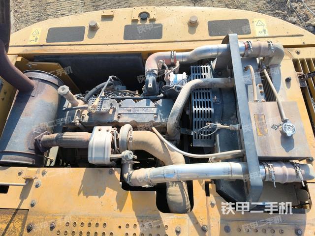 回轉(zhuǎn)馬達(dá)（上車部件）