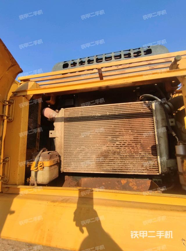 散熱器正面（大件艙室）