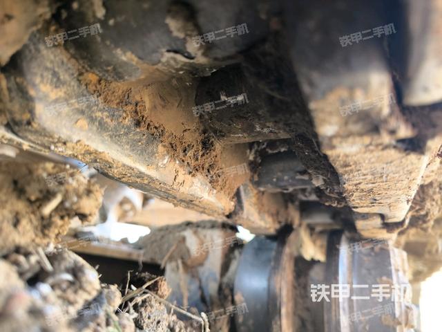 右側(cè)履帶整體（行走機構(gòu)）