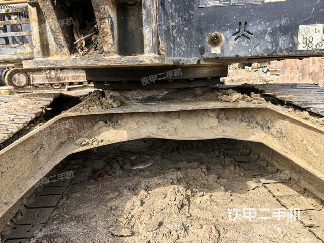 大臂整體?右側(cè)（工作和回轉(zhuǎn)裝置）